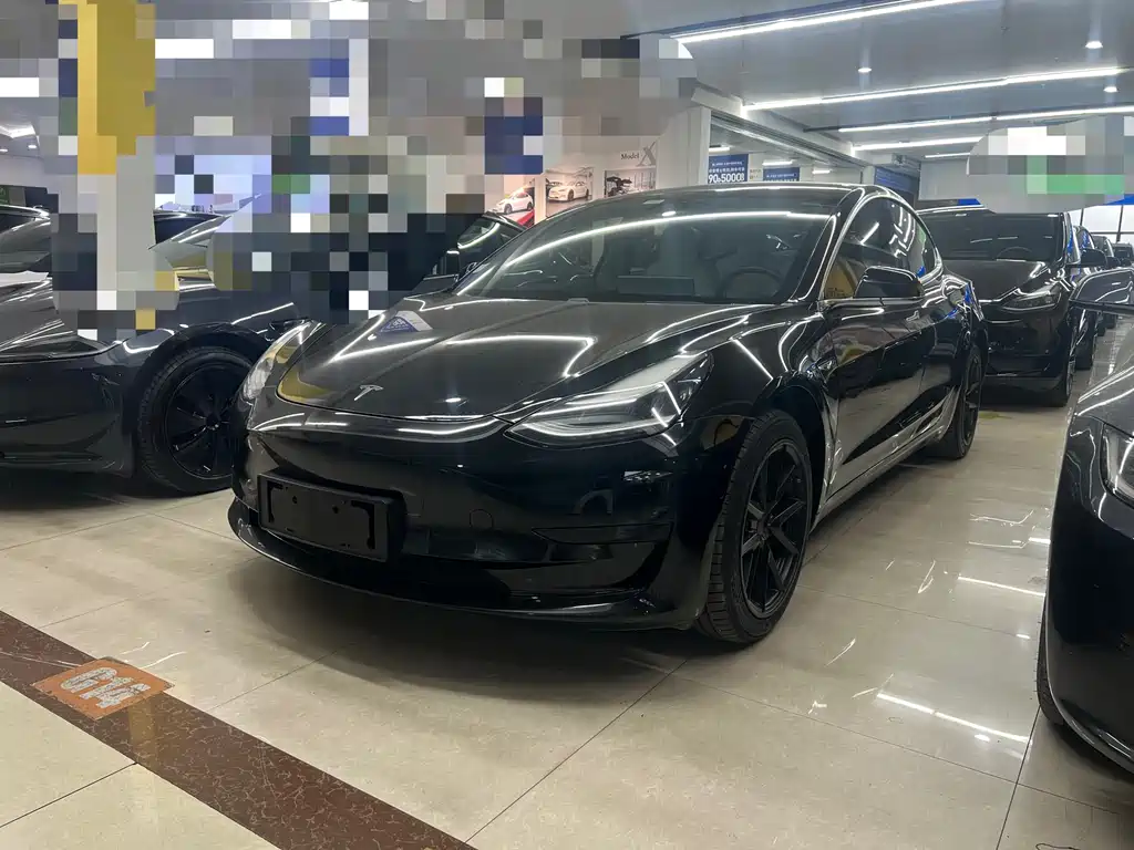Tesla Model 3 2020