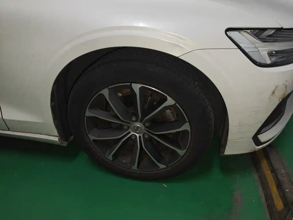 Volvo S60 — миниатюра 8