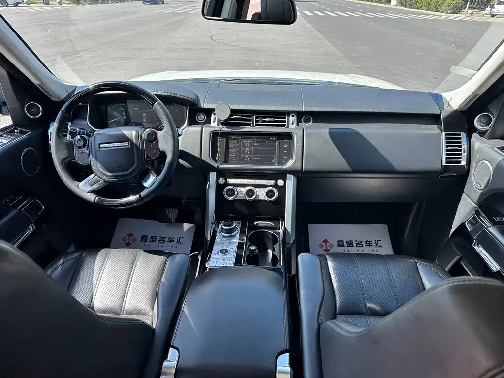 Land Rover Range Rover — миниатюра 9