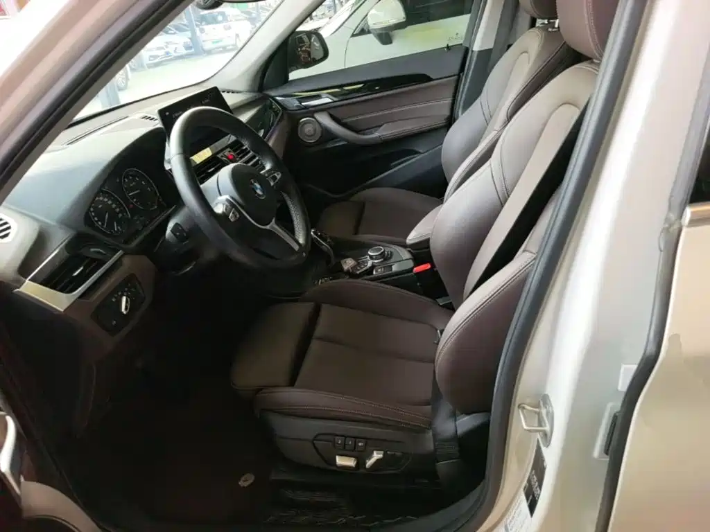 BMW X1 — миниатюра 15