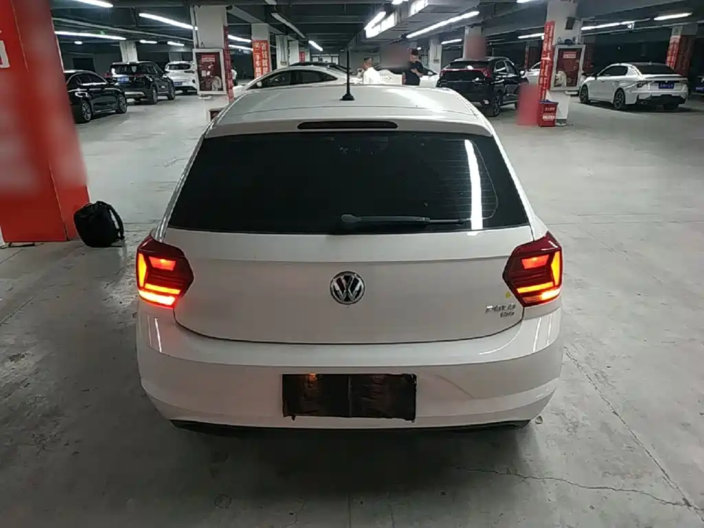 Volkswagen Polo — миниатюра 6