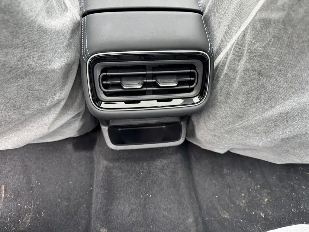 Geely Xingrui — миниатюра 10