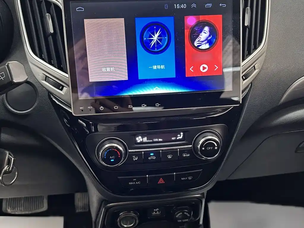 Changan CS15 — миниатюра 6
