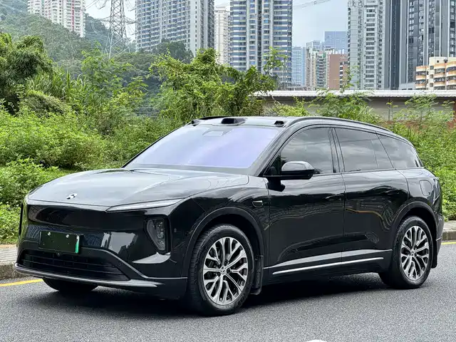 NIO ES6