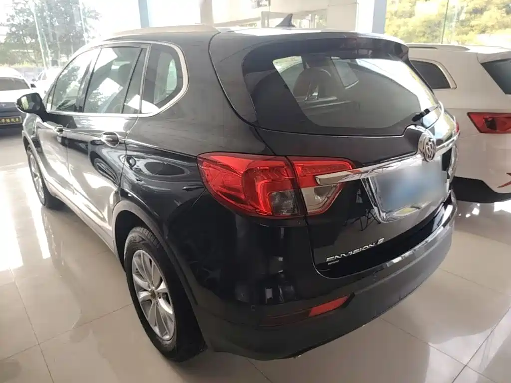 Buick Envision Plus — миниатюра 5