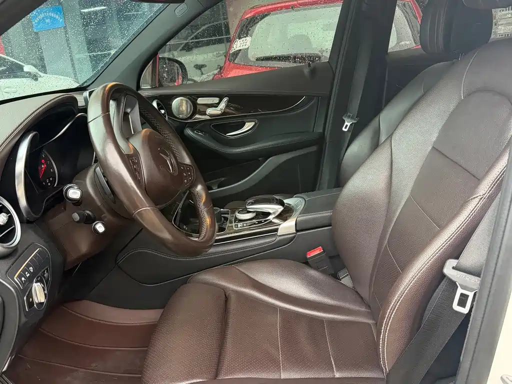 Mercedes-Benz GLC — миниатюра 3