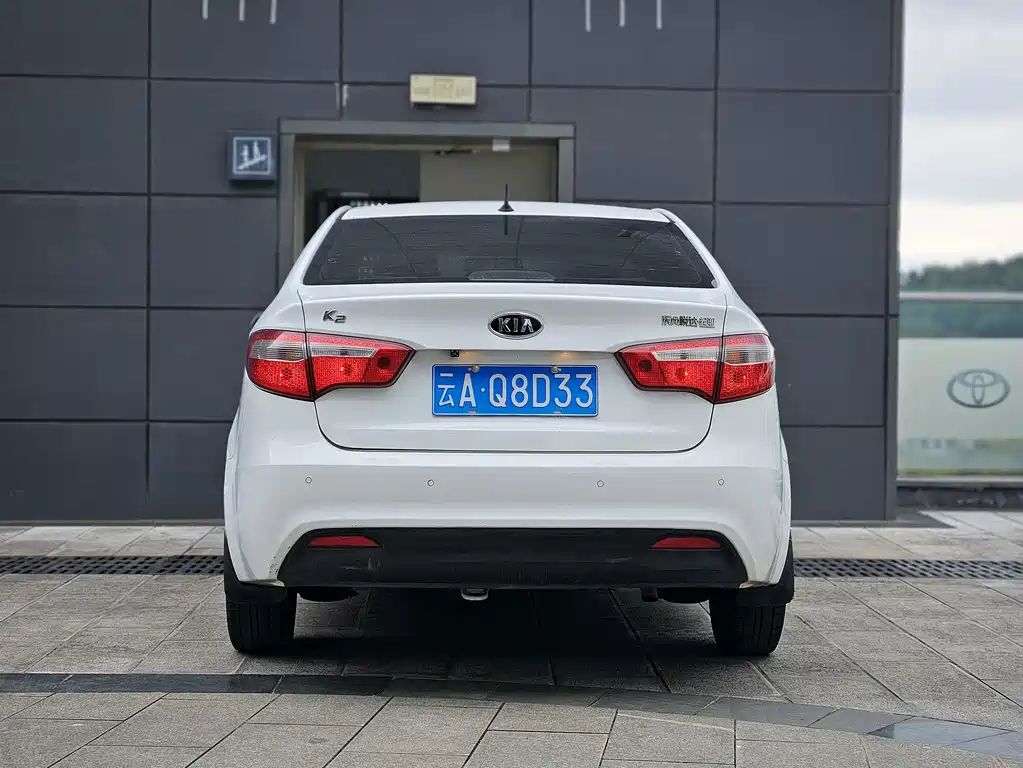 Kia K2 — миниатюра 10