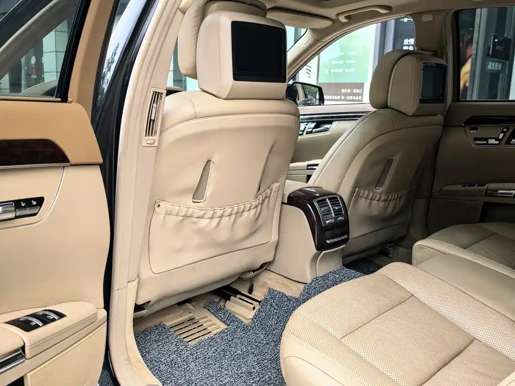 Mercedes-Benz S-Class S 2010 S 300 L Luxury