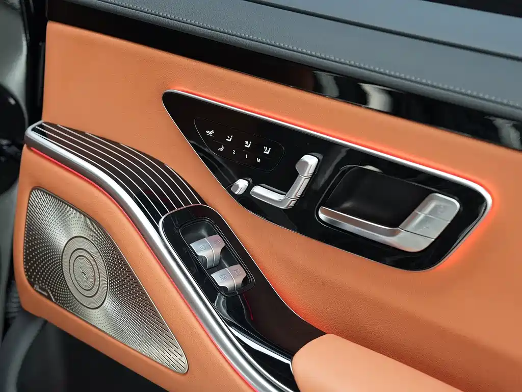 Mercedes-Benz S-Class — миниатюра 18