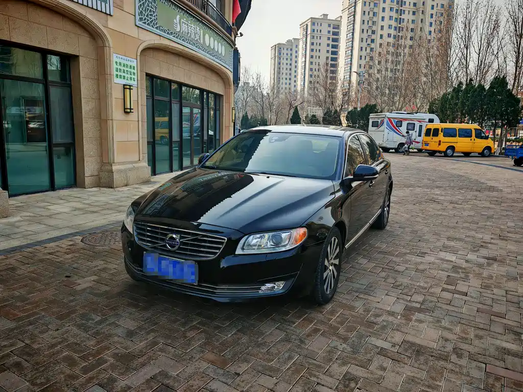 Volvo S80L 2014