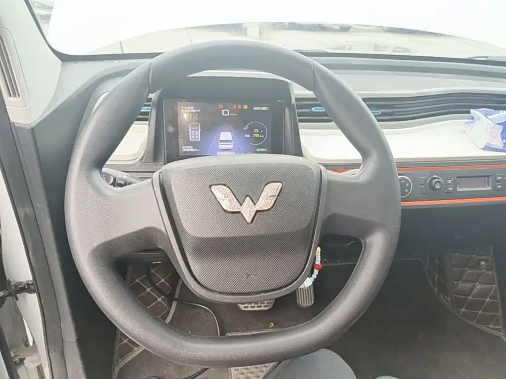 Wuling MINIEV — миниатюра 11