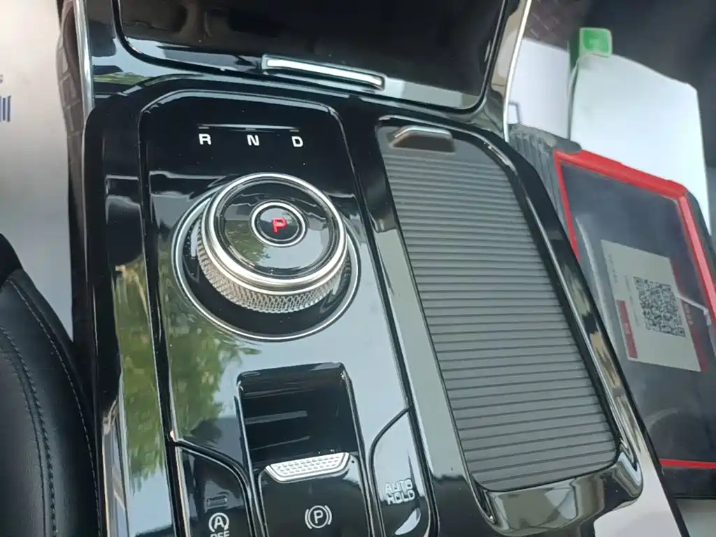 Kia K5 — миниатюра 14