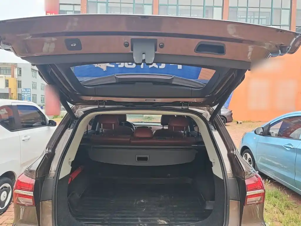 Roewe RX5 — миниатюра 19