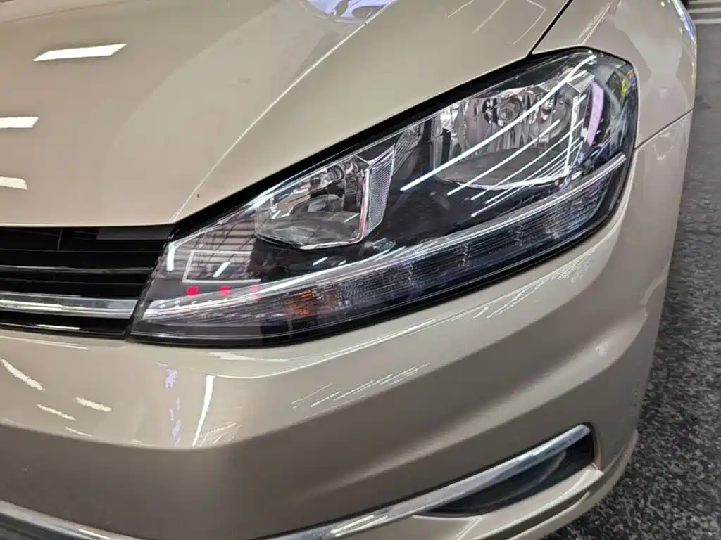 Volkswagen Golf — миниатюра 24