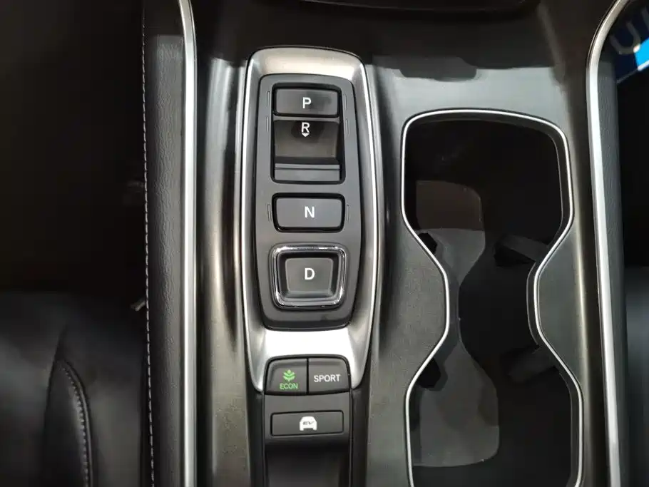Honda Accord — миниатюра 16