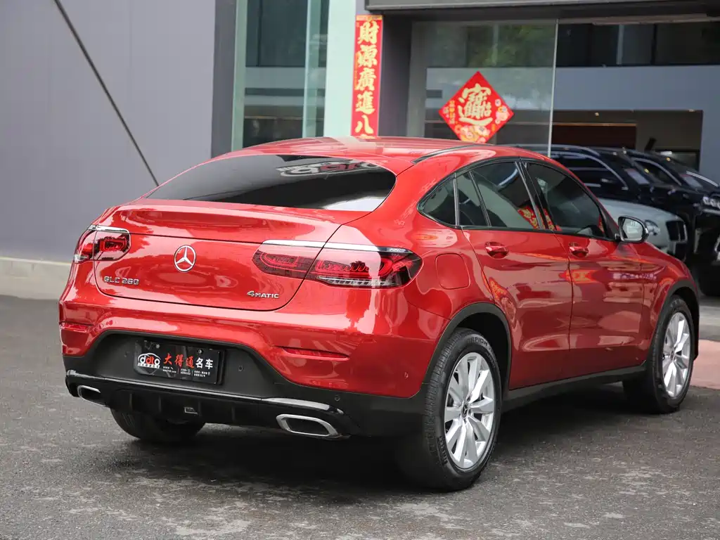 Mercedes-Benz GLC 2020 GLC 260 4MATIC SUV