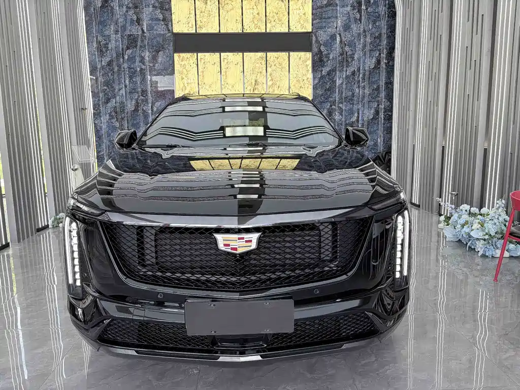 Cadillac XT5 — миниатюра 2