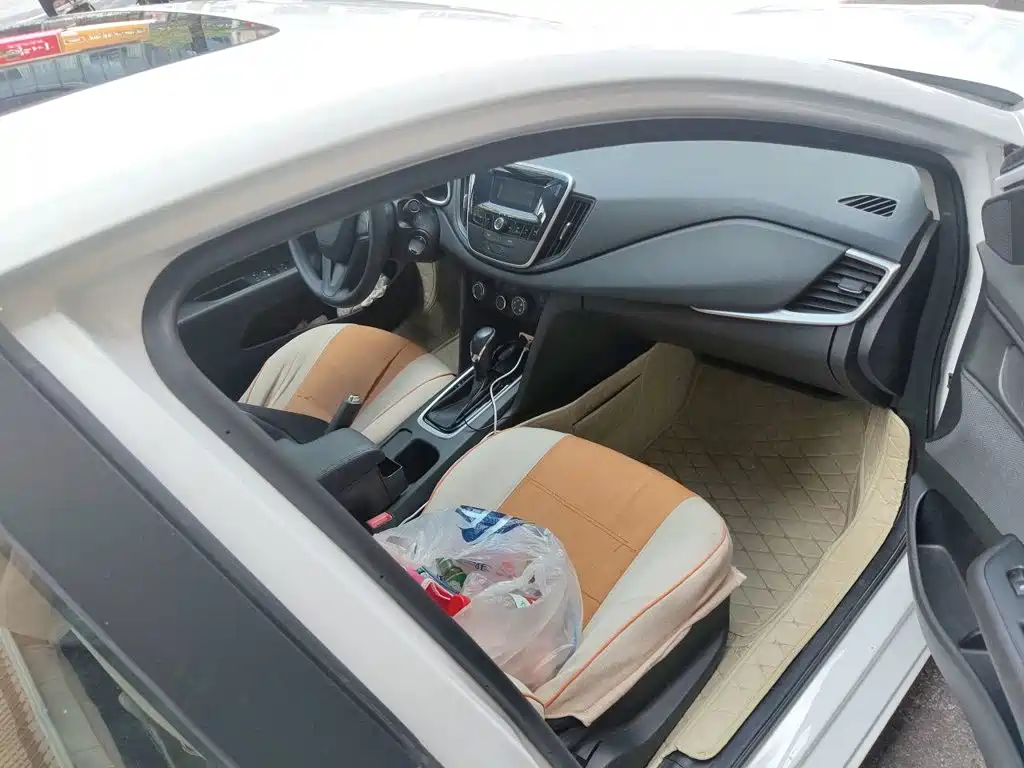 Chevrolet Cavalier — миниатюра 18