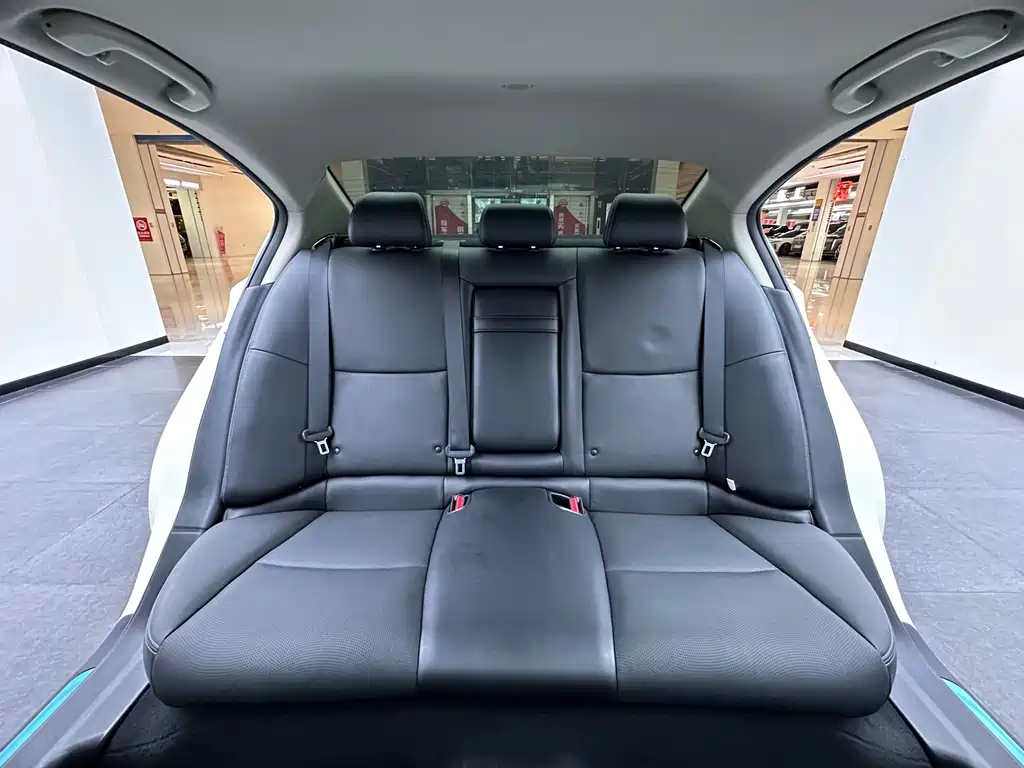 Infiniti Q50L — миниатюра 22