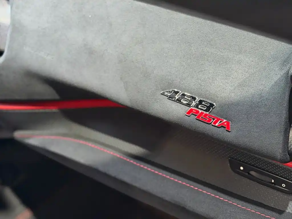 Ferrari 488 — миниатюра 12