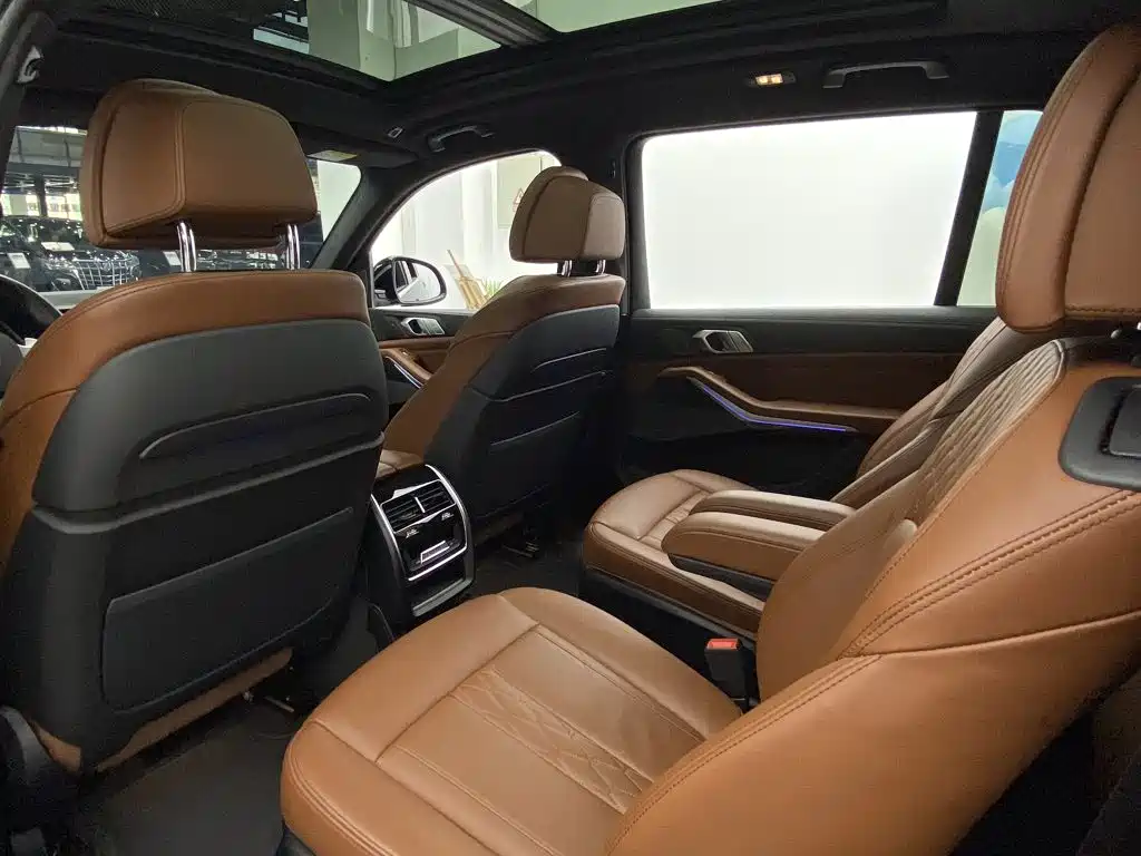BMW X7 — миниатюра 15