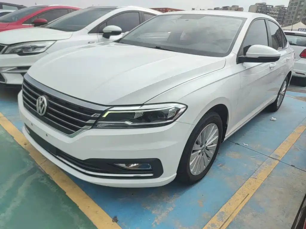 Volkswagen Lavida — миниатюра 2