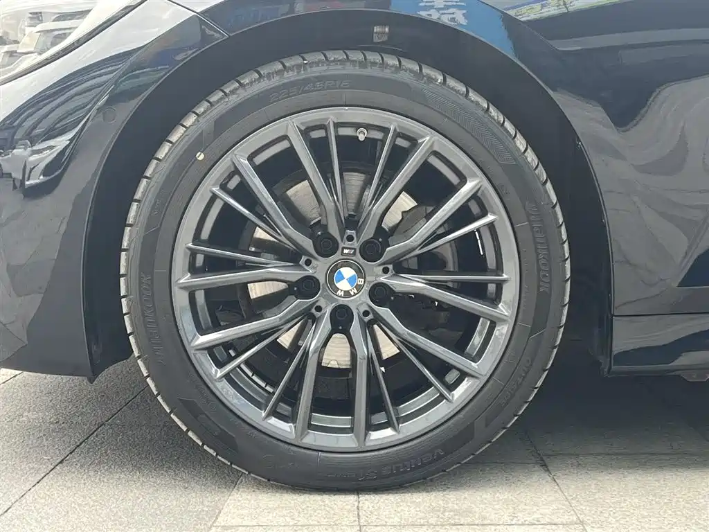 BMW 3 Series 3 2021 325Li M Sport