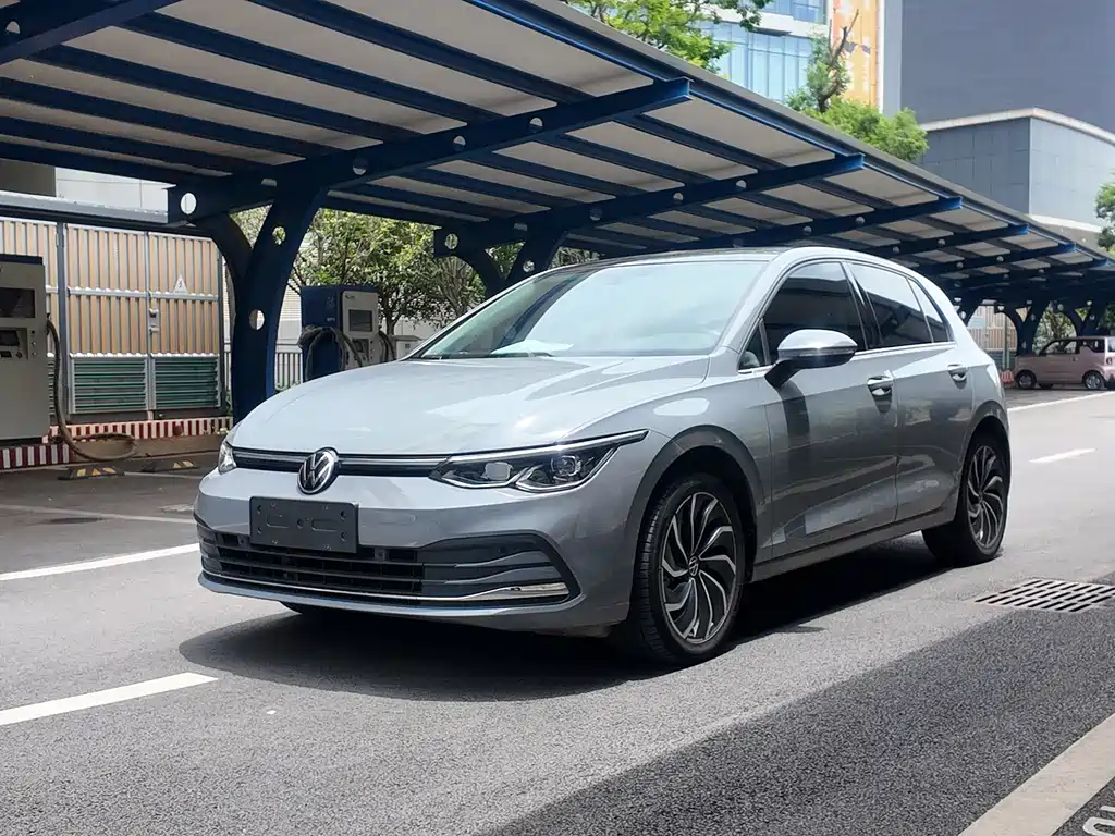 Volkswagen Golf 2022