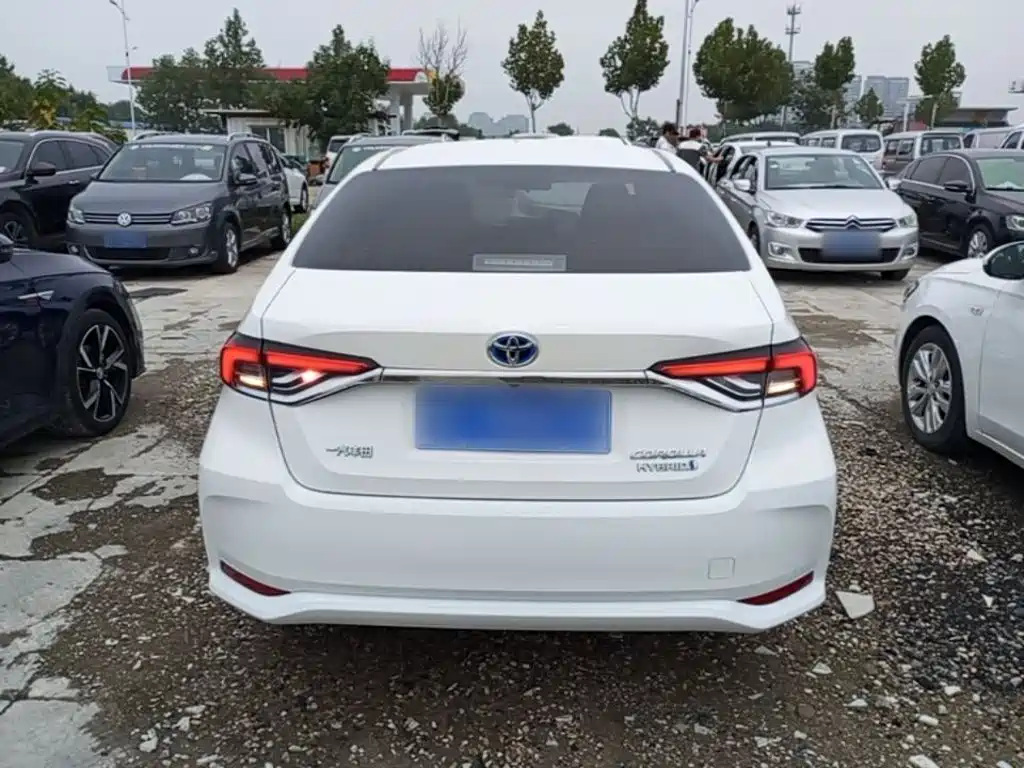Toyota Corolla — миниатюра 6