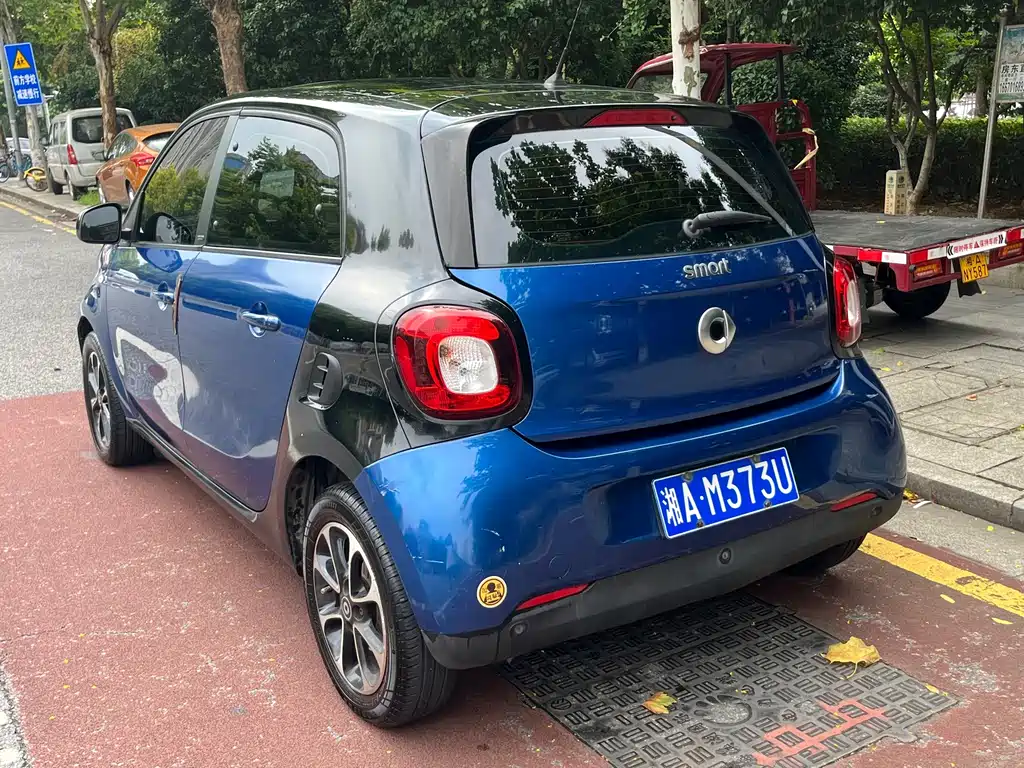 smart Smart Forfour — миниатюра 6