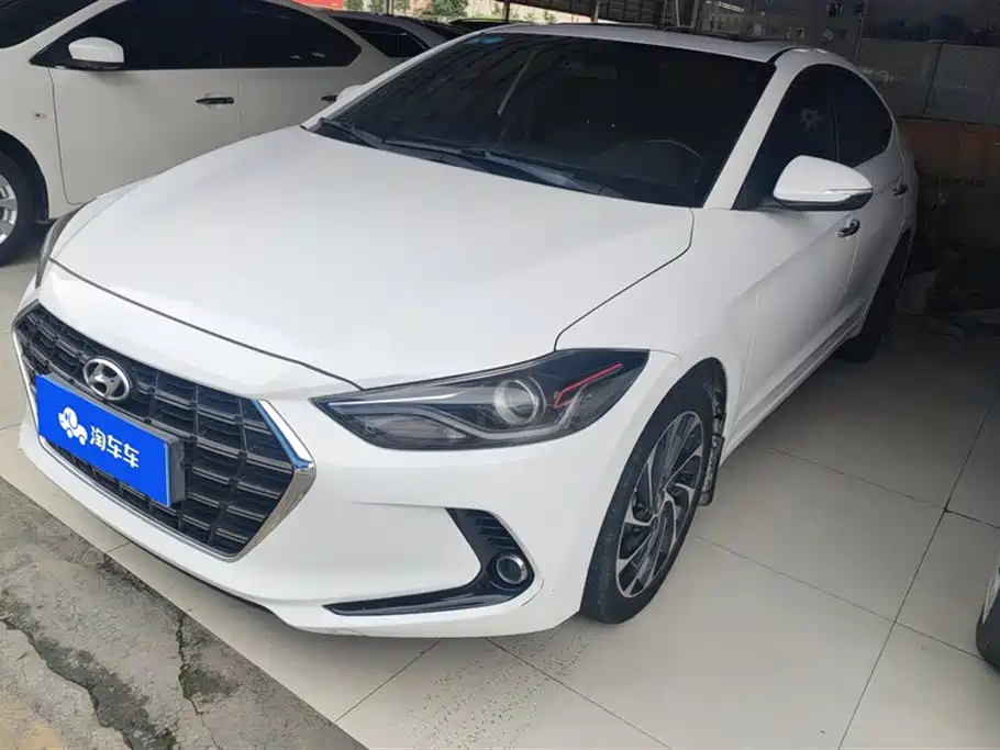 Hyundai Elantra