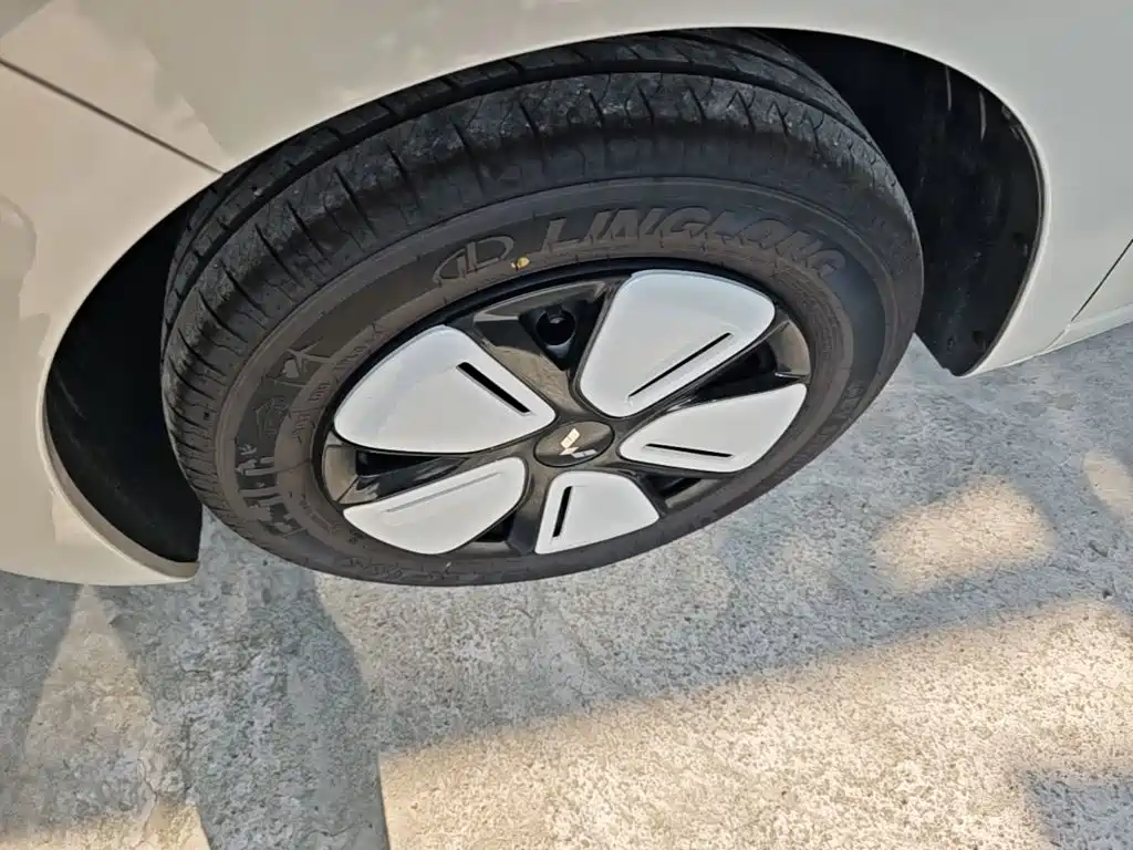 Wuling MINIEV — миниатюра 23