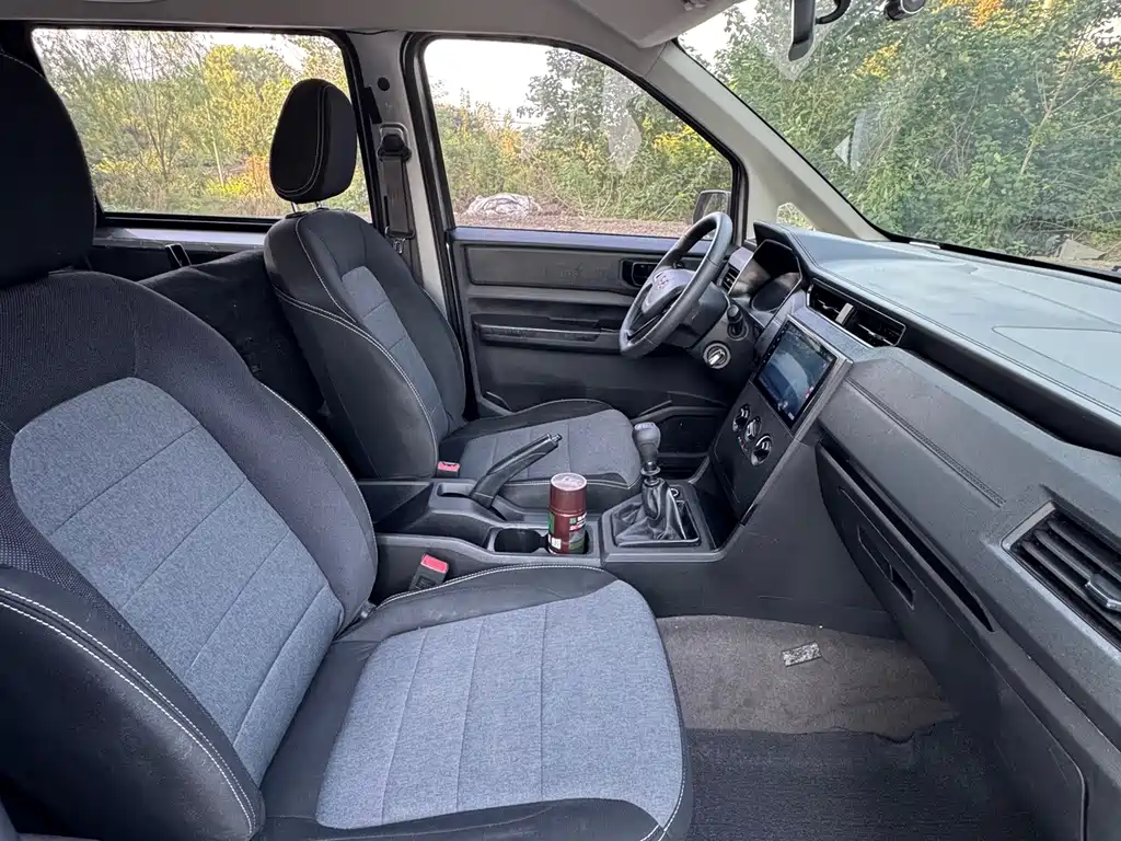 Wuling Hongguang PLUS — миниатюра 7