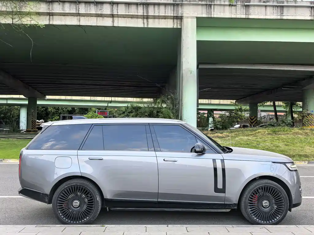 Land Rover Range Rover — миниатюра 11
