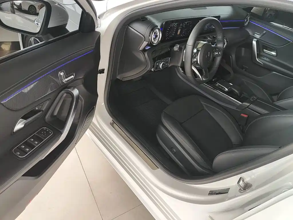 Mercedes-Benz A-Class — миниатюра 16