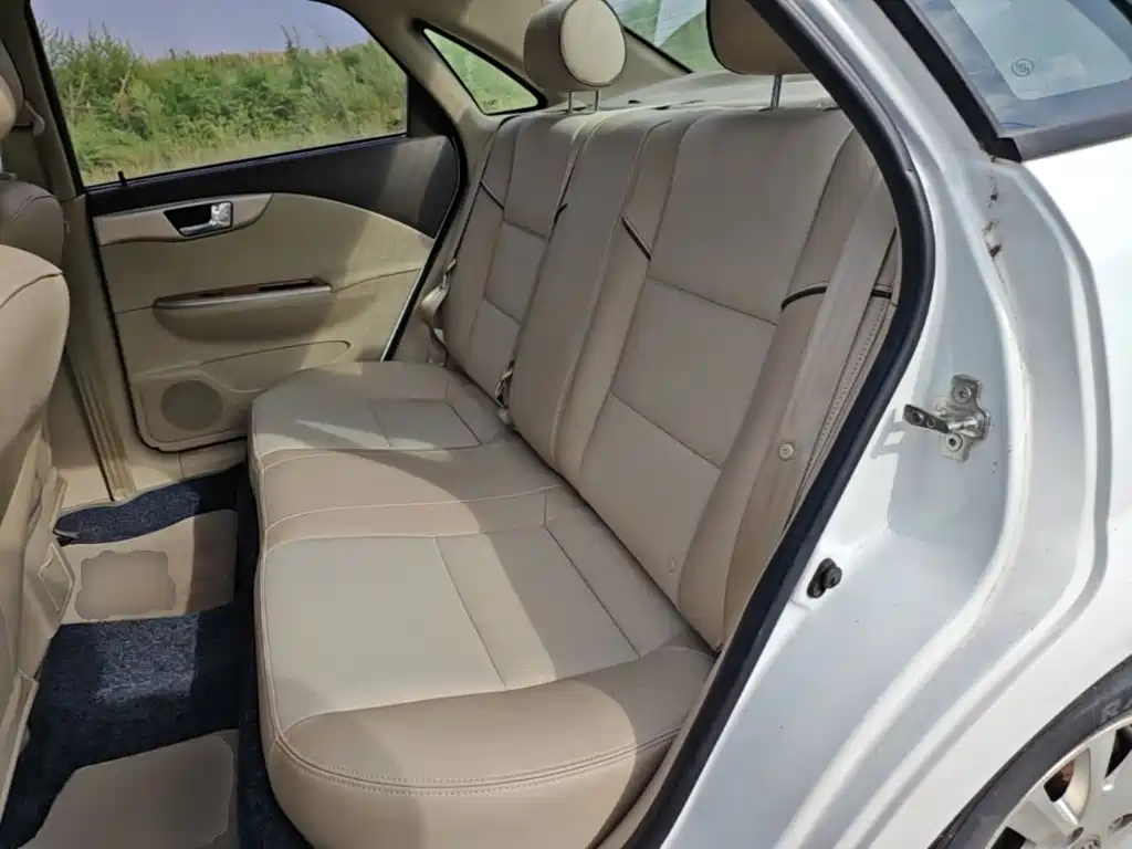 Buick Excelle — миниатюра 17