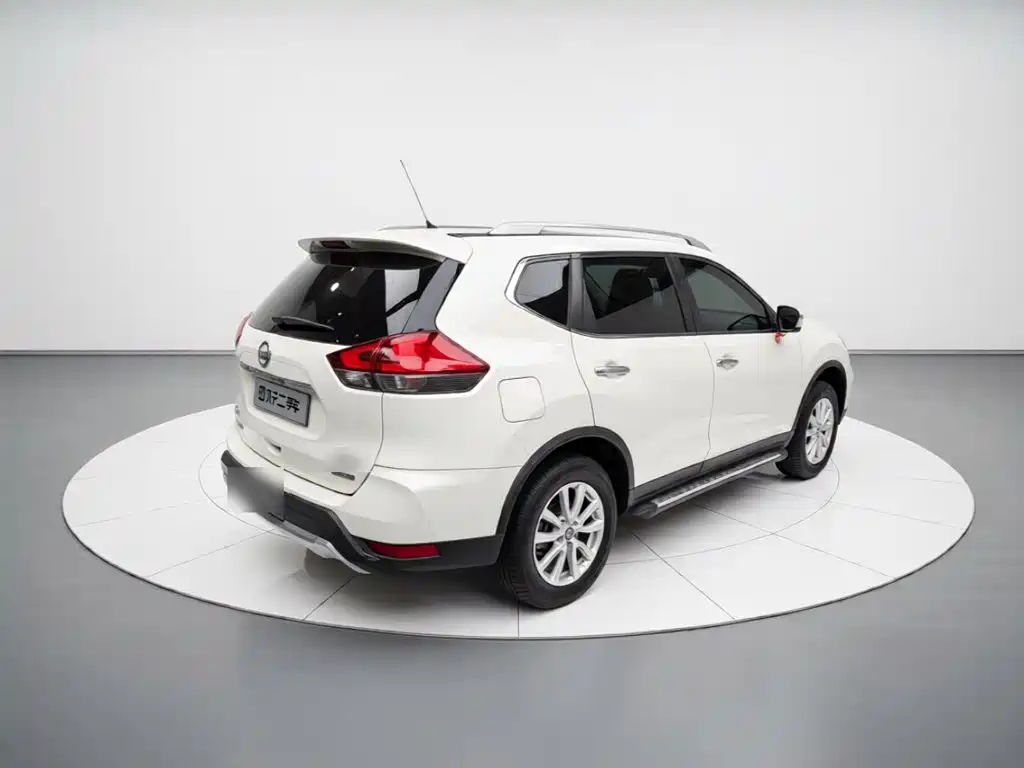 Nissan X-Trail — миниатюра 6