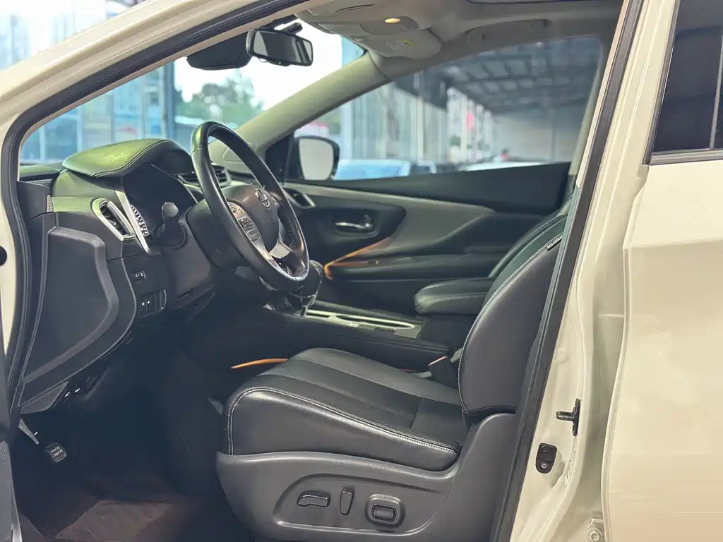 Nissan Murano — миниатюра 8