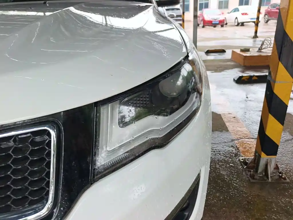 Jeep Compass — миниатюра 24