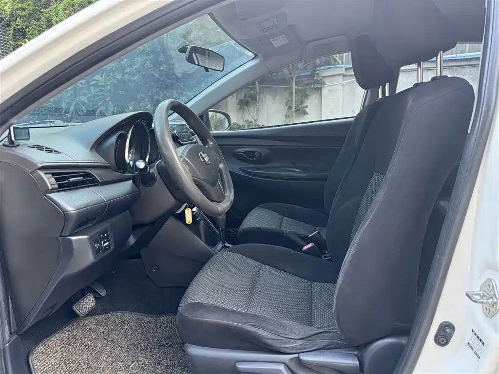 Toyota Vios — миниатюра 4