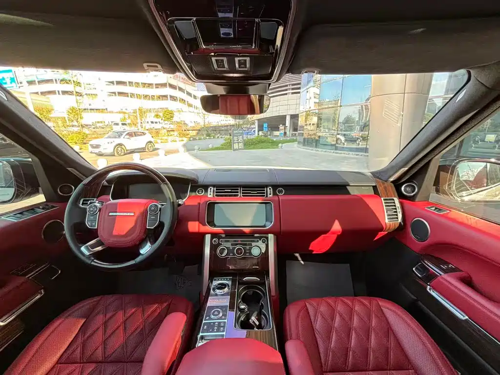 LAND ROVER RANGE ROVER