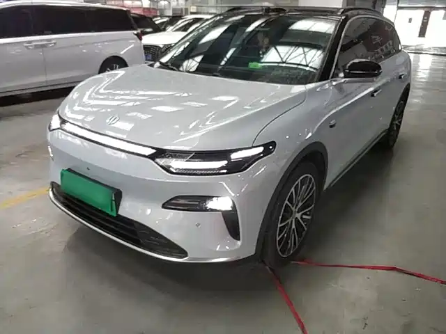 Leapmotor C11