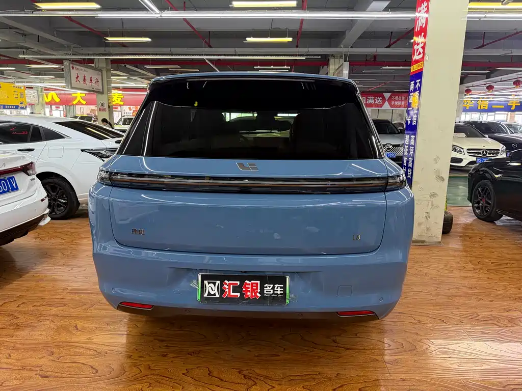 Li Auto L8 2023 Pro