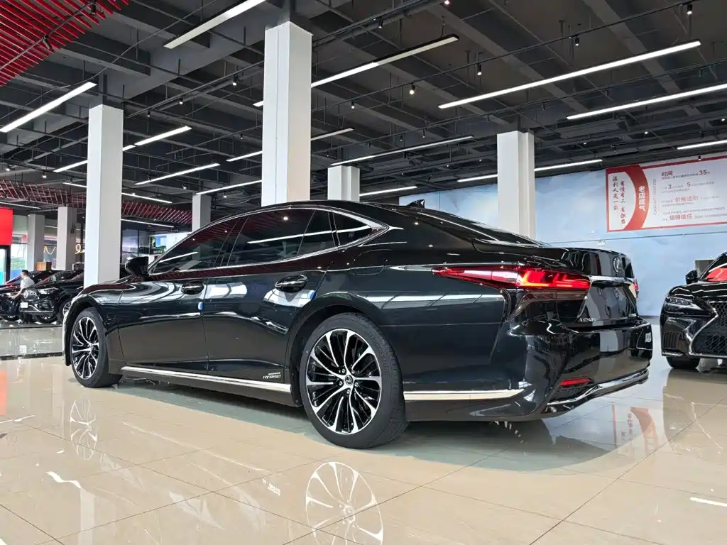 Lexus LS 2021 500h Executive