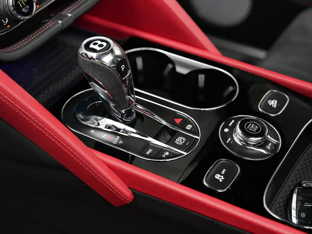 Bentley Bentayga — миниатюра 13