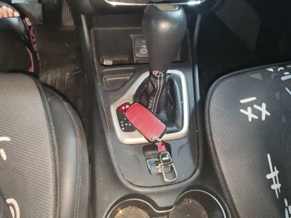 Jeep Cherokee — миниатюра 14