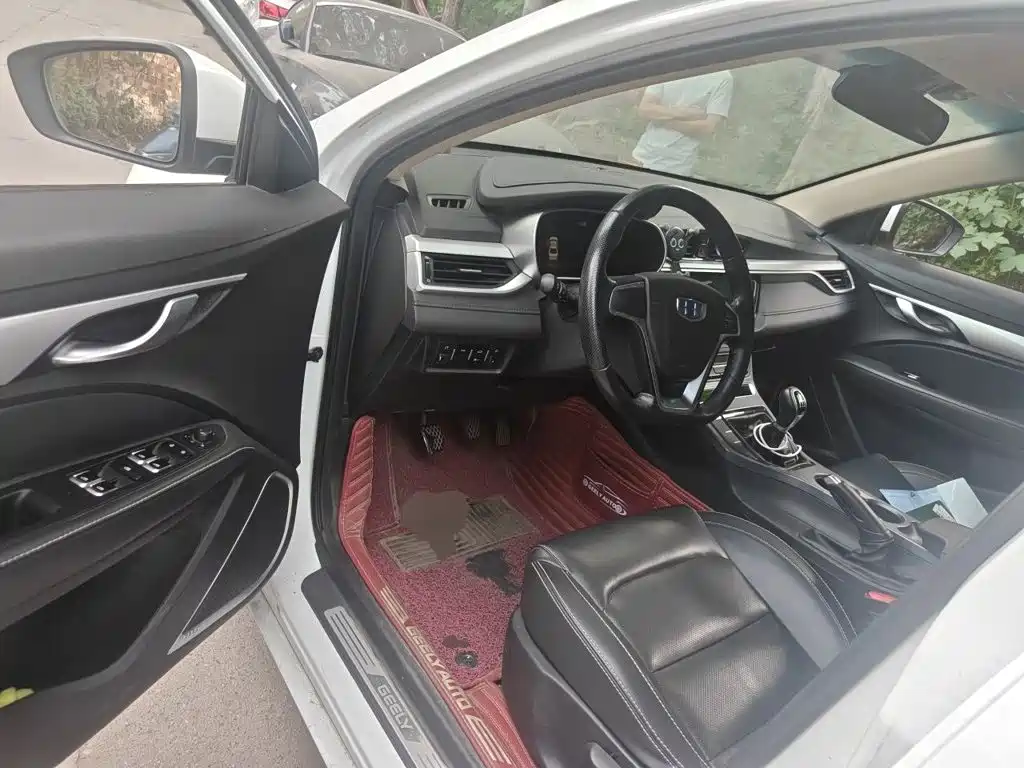 Geely Emgrand — миниатюра 12
