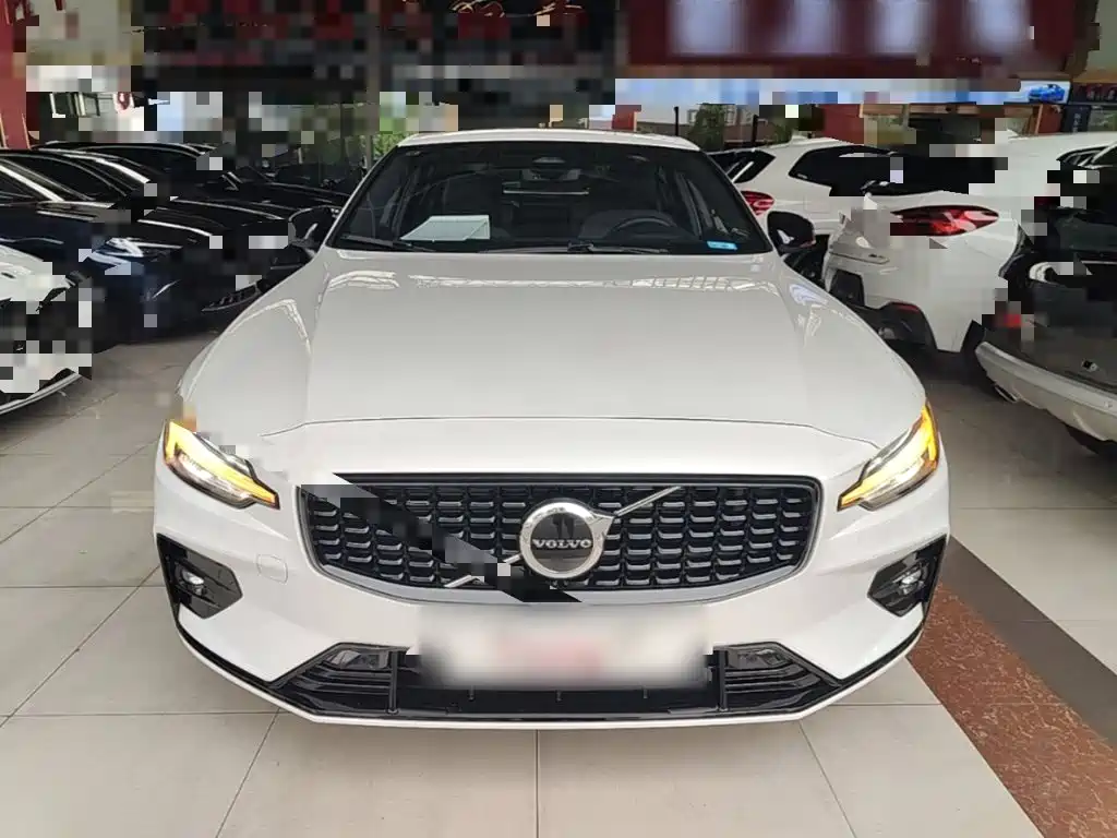 Volvo S60 — миниатюра 3