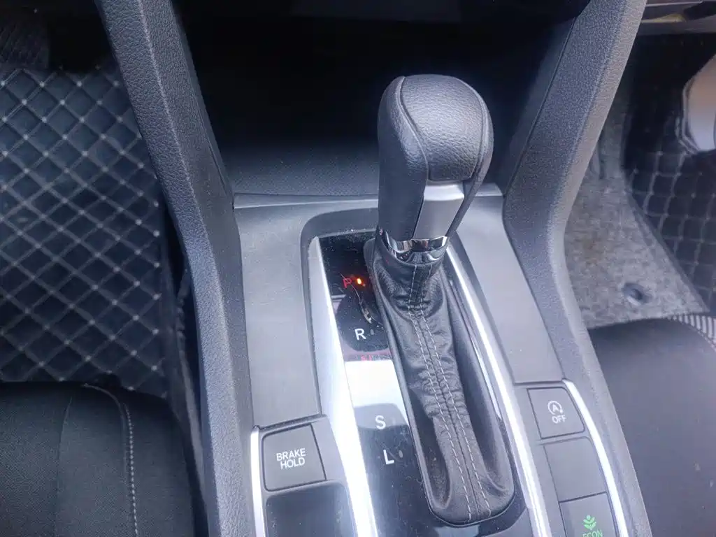 Honda Civic — миниатюра 10