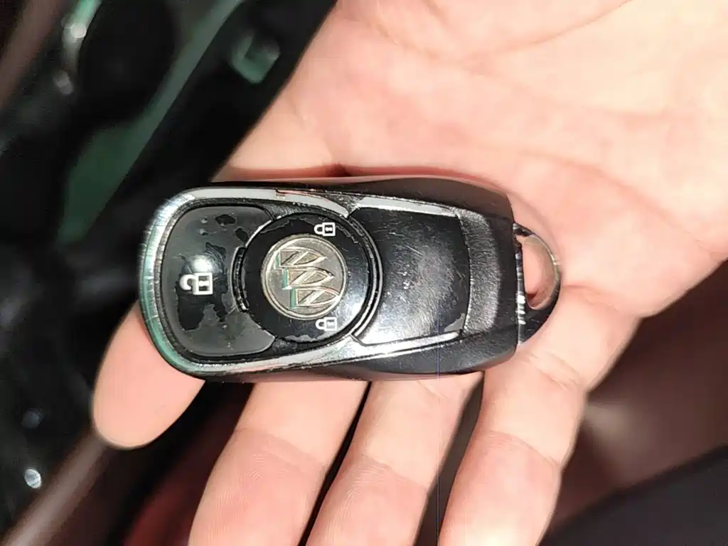 Buick Envision Plus — миниатюра 9